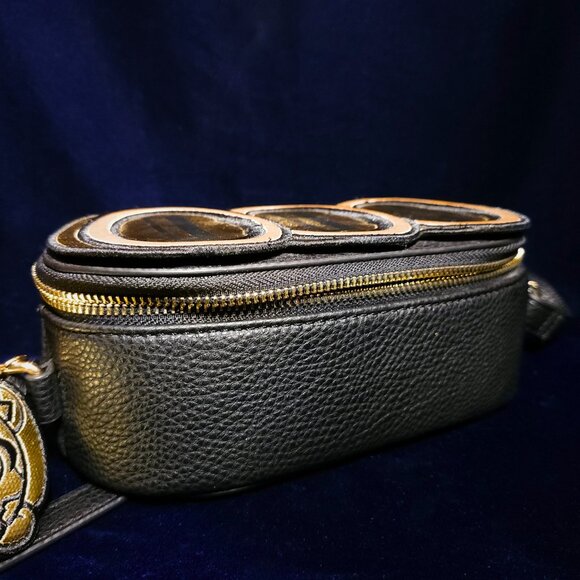 Danielle Nicole Super Mario Bros. Gold Coins Crossbody Bag (2020) – Like New - Picture 3 of 6